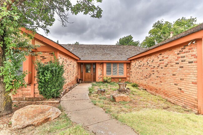 Building Photo - 8110 Elkridge Ave