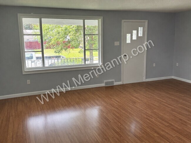 Building Photo - 3015 Holton Ave