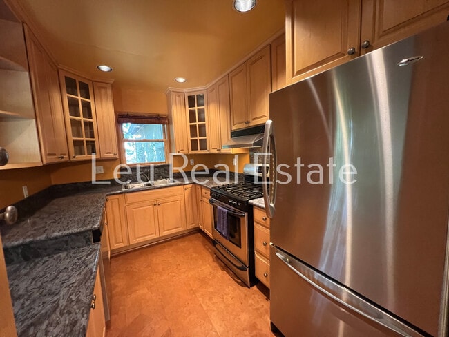 Foto del edificio - 6030 19th Ave