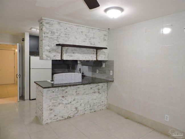 Building Photo - 1345 Jasma Ln