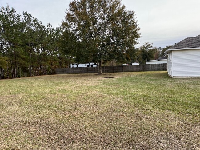 Building Photo - 48266 Labonte Ln