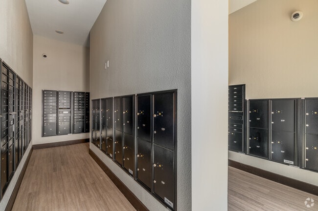 Sala de correo - Balcones Trails