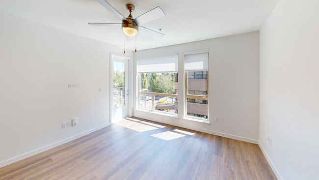 Interior Photo - Island Square