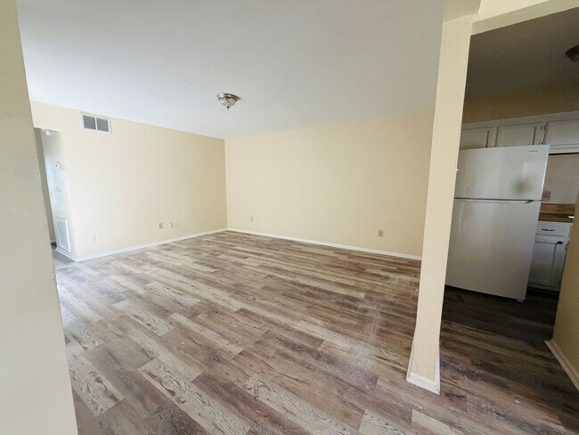 Photo - 7714 Bles Ave. Apartment