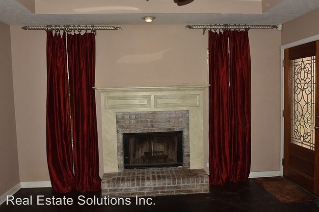 Building Photo - 3 br, 2 bath House - 326 Cottonwood Dr