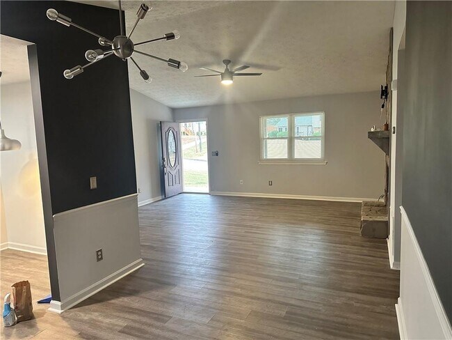 Building Photo - 4183 Red Laurel Way SW