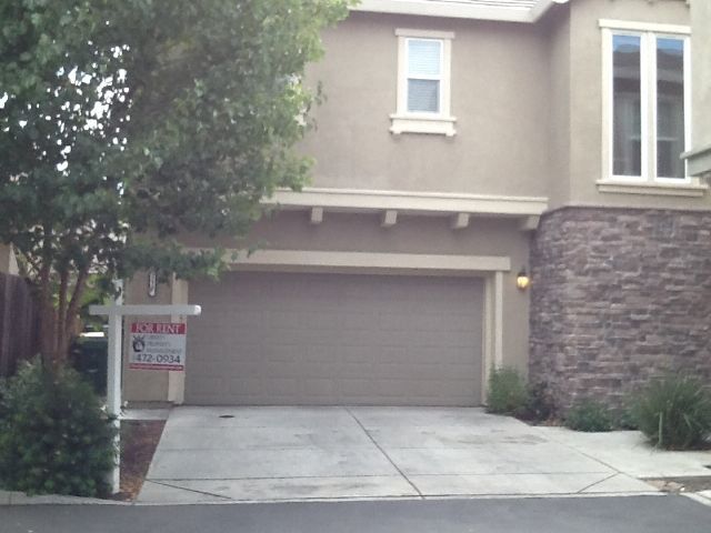 Primary Photo - 5230 Loki Ln