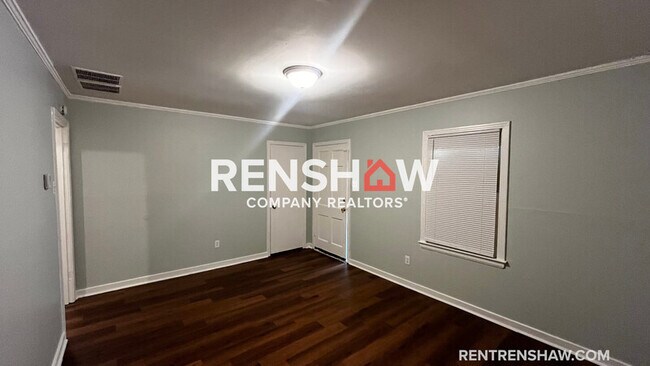 Building Photo - 1662 Green Dolphin St