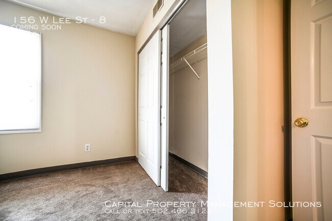 Building Photo - 156 W Lee St