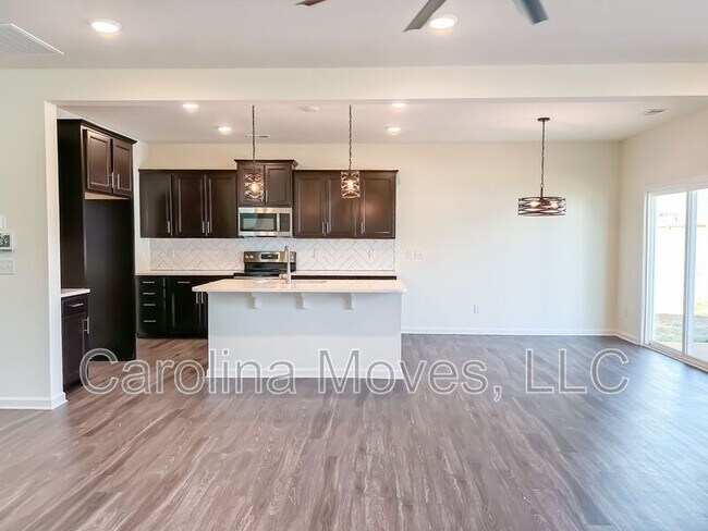 Building Photo - 7002 Haddington Dr