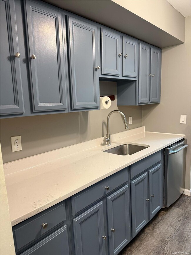 Foto del edificio - 1701 Cherry Hill Dr