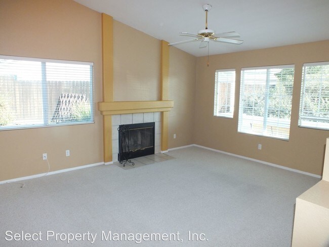 Building Photo - 3 br, 2 bath House - 4000 Tea Rose Ct.