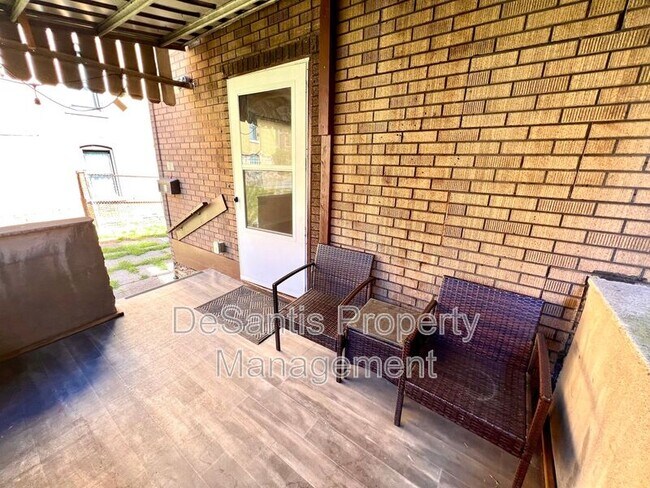 Foto del edificio - 39 S Howard Ave