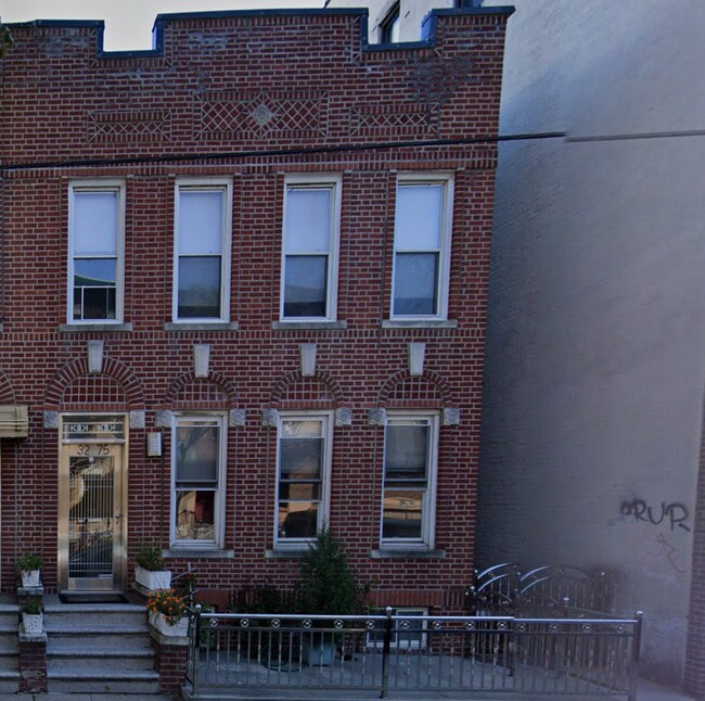 Building Photo - 3275 44th St