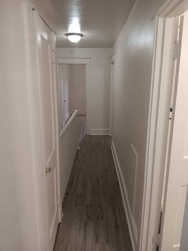 Foto del edificio - 2309 Upland St