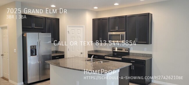 Building Photo - 7025 Grand Elm Dr
