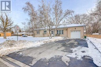 Building Photo - 32 Windridge Dr