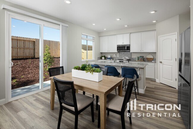 Building Photo - 4109 Donata Pl