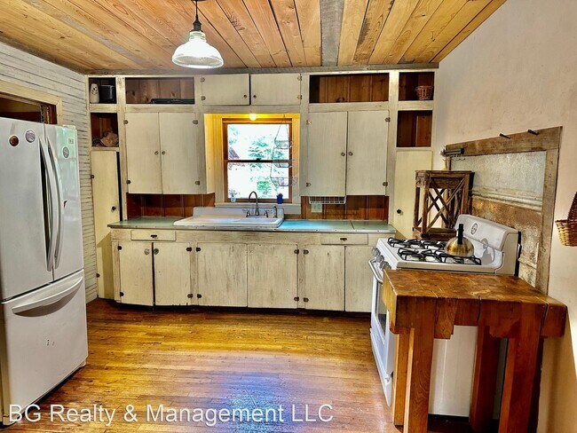 Foto del edificio - 3 br, 2 bath House - 118 Louisa Blvd