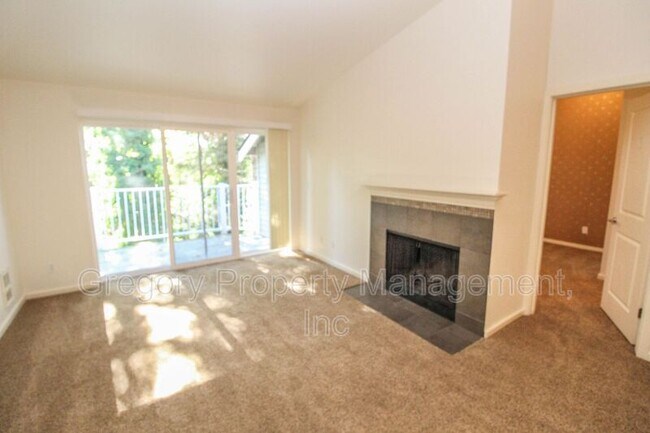 Building Photo - 16101 Bothell Everett Hwy