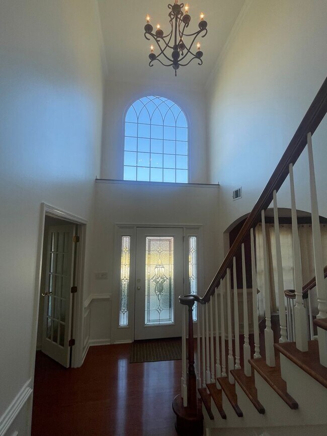 Building Photo - Nice Lithonia 5 Bed 4 Bath home in Eagles ...