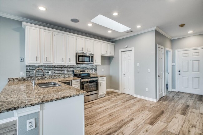 Photo - 458 Yacht Club Dr-C Townhome