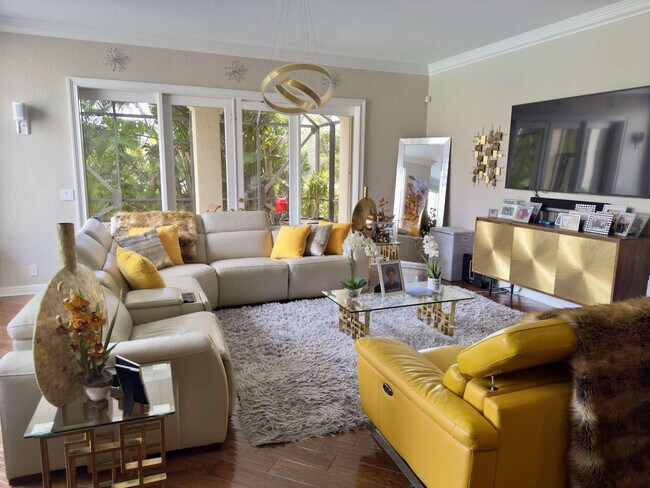 Foto del edificio - 8816 Club Estates Way