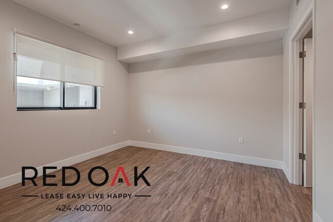Foto del edificio - ~4 Weeks Free~ +$500 Look & Lease Special!...