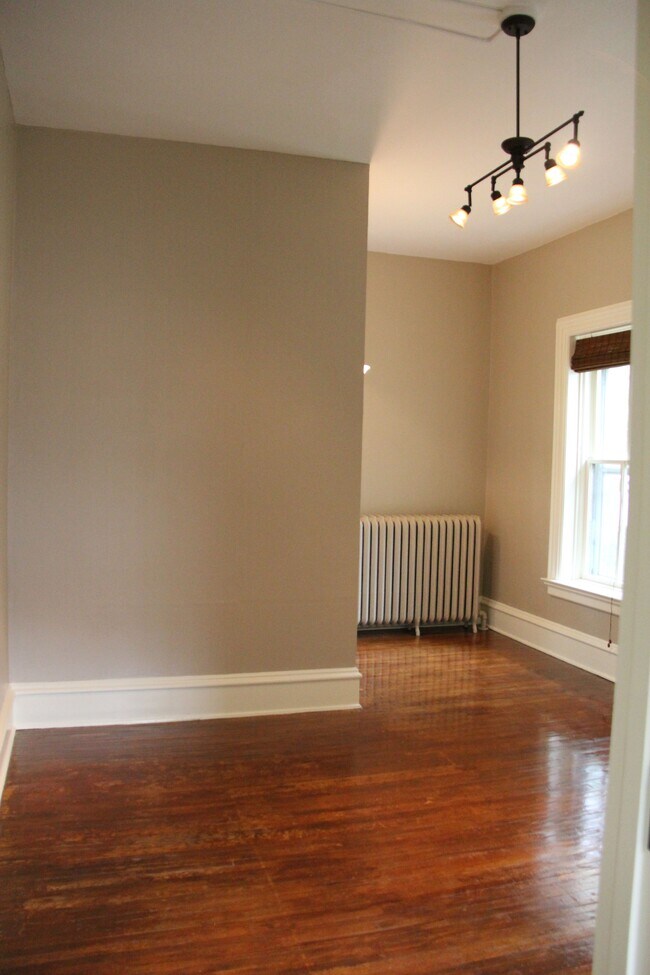 Foto del edificio - 402 6th St SW