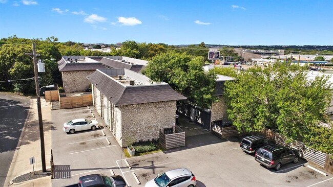 Foto del edificio - 2301 Ohlen Rd