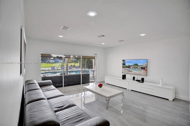 Foto del edificio - 4740 N 31st Ct