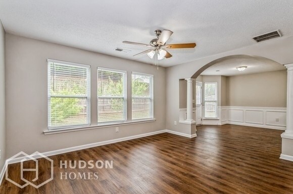 Foto del edificio - NOW AVAILABLE! - 144 Darbys Run Dr, Hiram,...