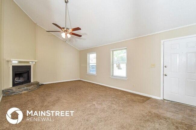 Foto del edificio - 846 N Pope Lick Rd