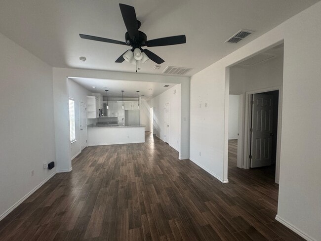 Building Photo - 4206 Gavilan Dr