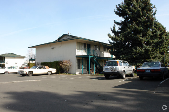 Building Photo - Parkrose Terrace