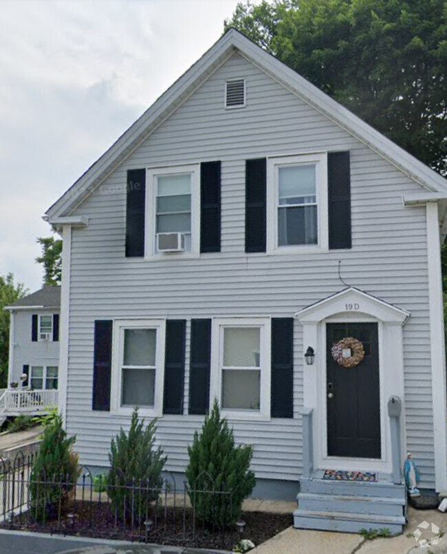 Front steps have been replaced and are new - 19D Sigourney St