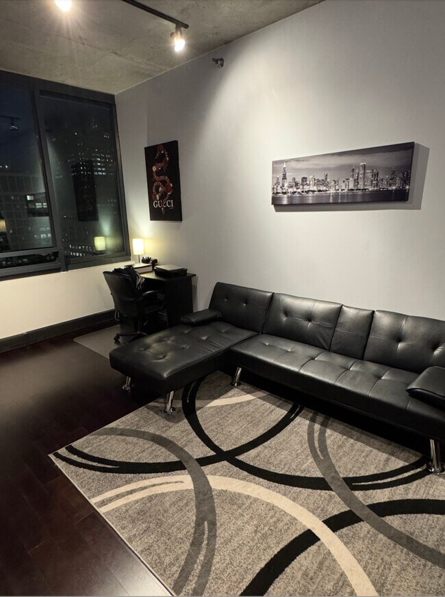 Foto del edificio - 235 W Van Buren St