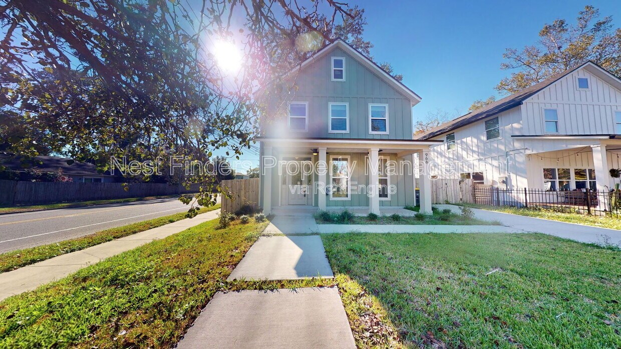 Foto principal - 966 Ingleside Ave