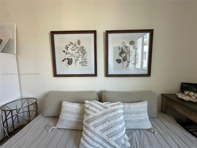 Foto del edificio - 4640 NW 84th Ave