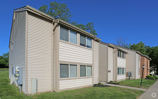 Building Photo - Hunter's Creek Apartments