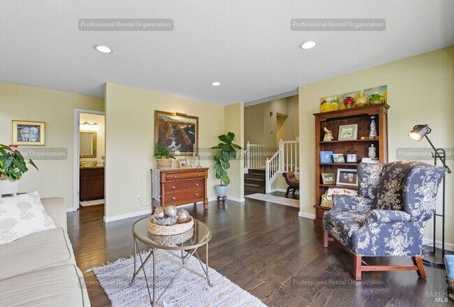 Foto del edificio - One of a kind home just steps away from Annadel State park