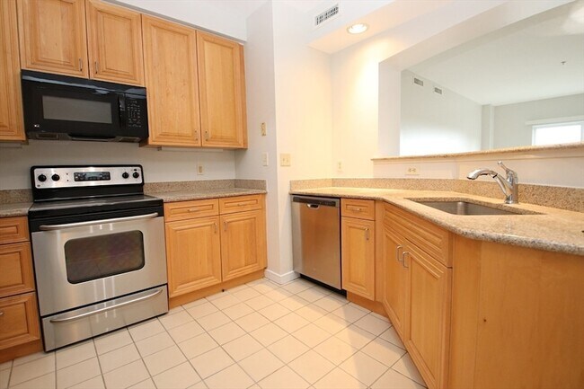 Foto del edificio - 175 Cottage St