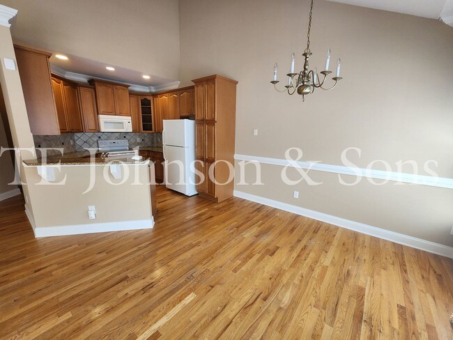 Building Photo - 135 Pebble Rdg Ln