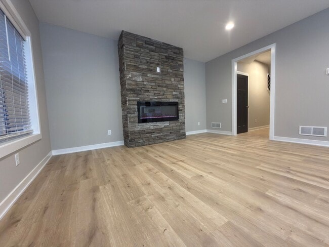 Building Photo - 3500-3504 W 90th St