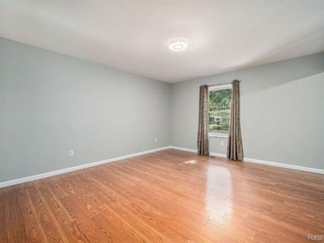 Foto del edificio - 3537 Millay Dr
