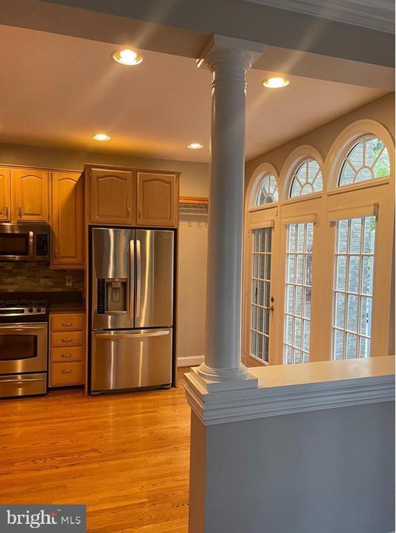 Foto del edificio - 2181 Wolftrap Ct