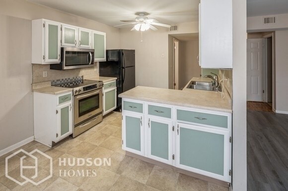 Foto del edificio - NOW AVAILABLE! 157 Tallow Wood Dr, Clifton...