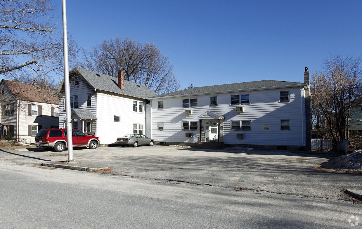 Primary Photo - 49 Farrar Ave