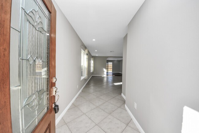 Building Photo - 3504 Wheatfield Ct