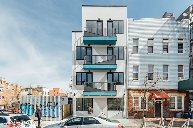 Foto del edificio - 2 br, 1 bath Apartment - 277 Evergreen Ave